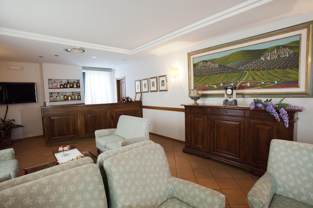 Abacus Hotel Assisi Exterior photo